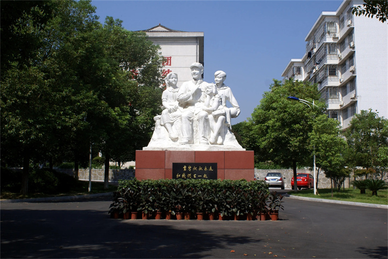 积极主动的心态案例__坚定心态名人事例